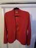 Продаю красивый красный пиджак. 10 евро. Новый. Подойдёт как для торжественных случаев, так и для корпоративных мероприятий, выступлений. ...