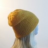 Tumši dzeltena mohēras sieviešu cepure, izmērs: - 57 cm, iespējama pašizvede.