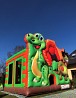 Piedāvājam kvalitatīvu PVC piepūšamo atrakciju nomu bērnu ballītēm: "Dino" un "Lielais Dino". Atrakcijas ir izturīgas, nenolietota