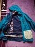 Продаю 3 куртку фирмы Westbeach, канадская фирма. Куртки не продаваемые и водоотталкивающие. В хорошем состояние. Были куплены за 200 евро, ...