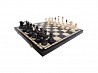 Šahs Chess Classic nr. 127 Koka šaha komplekts Classic. Roku darbs. Otrā pusē ir speciālā vieta figūru glabāšanai. Dēļa izmēri: 500x500x30 mm...