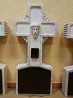 Кресты-памятники из белого мрамора. В Литве также их ставят политссыльным. Также продаем памятники, надгробия, каменные плиты, бордюры, ...